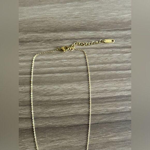 Gold and Pearl Necklace Q612 - Picture 5 of 6